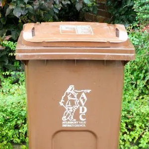 Brown Bin 03