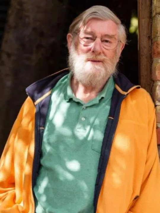 Peter Aldington