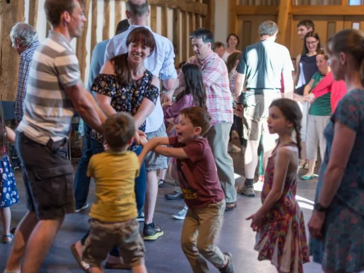 Ceilidh pic 02a