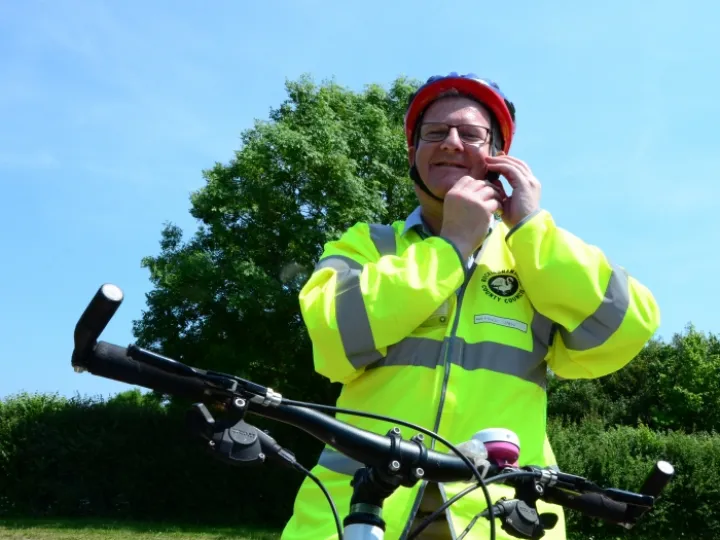 Mark Shaw_hi-viz_cycle helmet