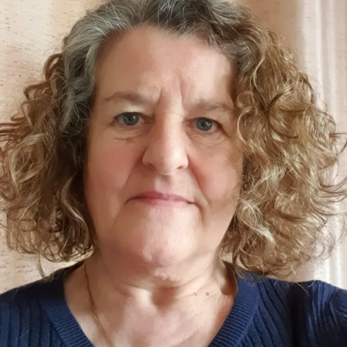Lesley Davenport