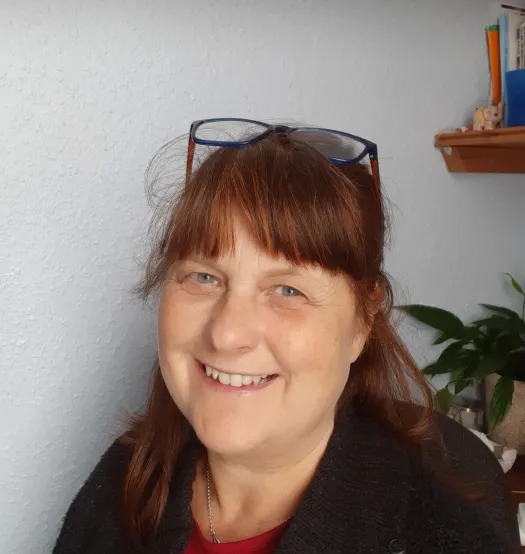 Katrin Hackett