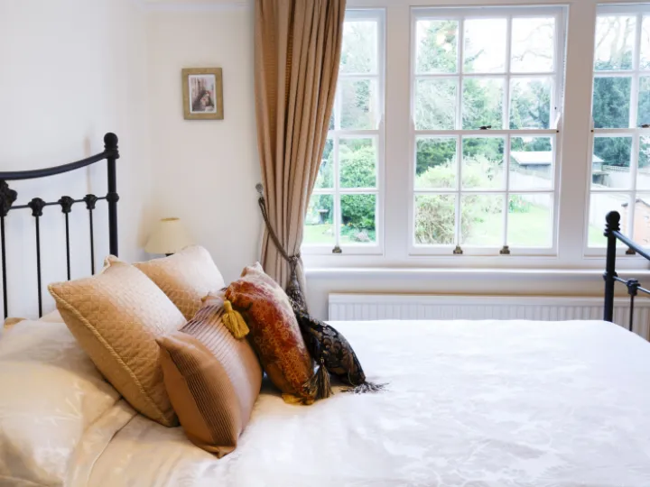 Sash windows in a bedroom