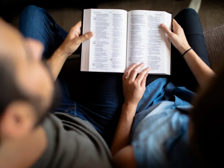 BIBLE cassidy-rowell-aawzgWHBhfE-unsplash