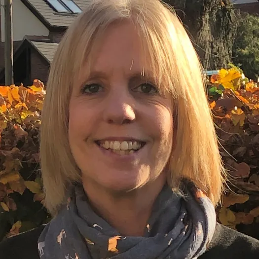 Debbie Andrew (2)