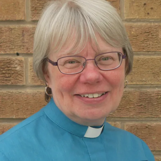 Julie Coates