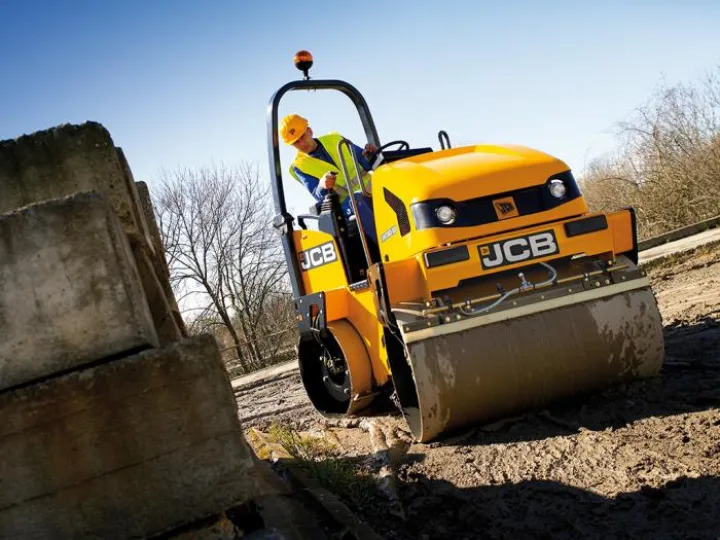 JCB Roller 18120