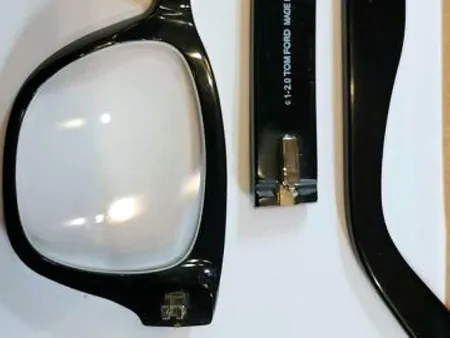 Damaged arms on Tom Ford sunglasses