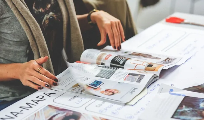 Girl, read, reading, newspaper, magazine, hands
