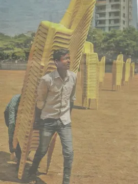 Creative Handling of Stacking Chairs Scan_20180324 (2)