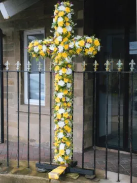 Easter Cross 2018