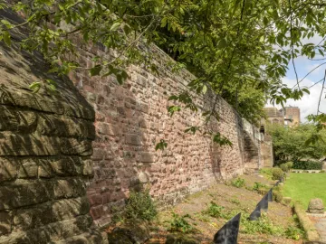 Chester City Walls – Roman Gardens