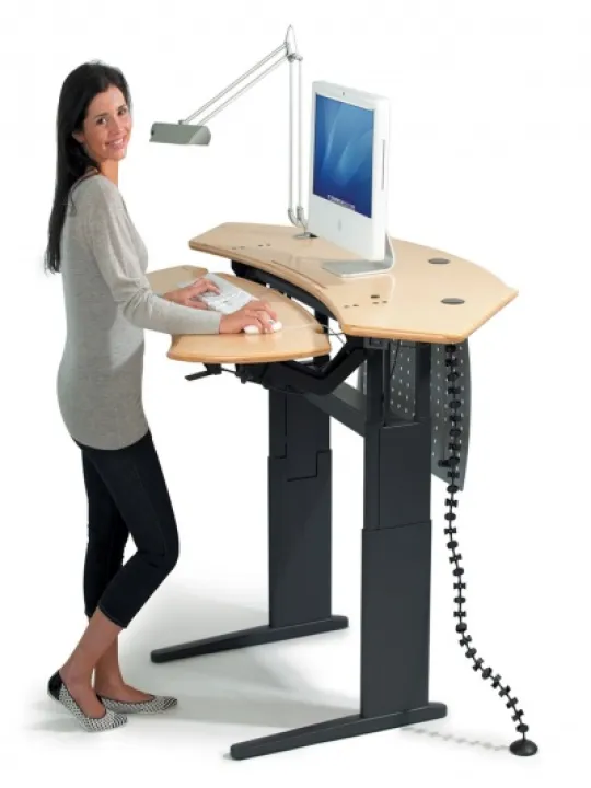 Standing Height Desk 03