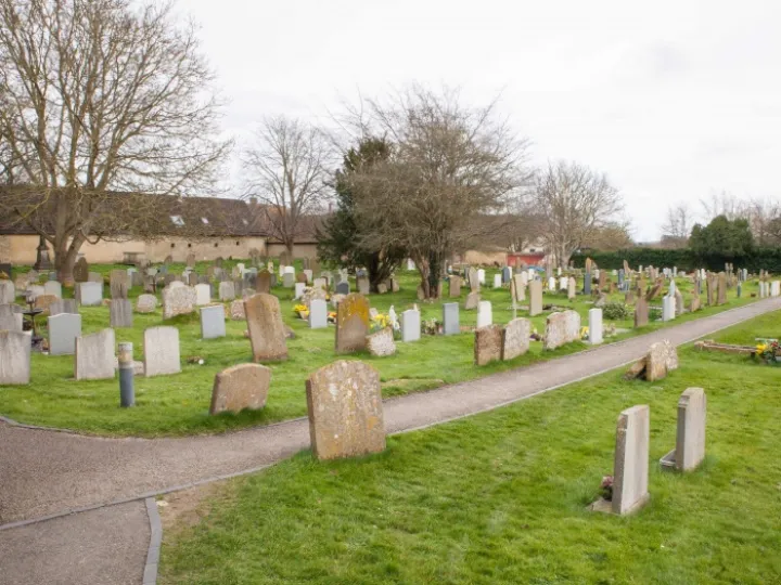 St Mary's Churchyard 06