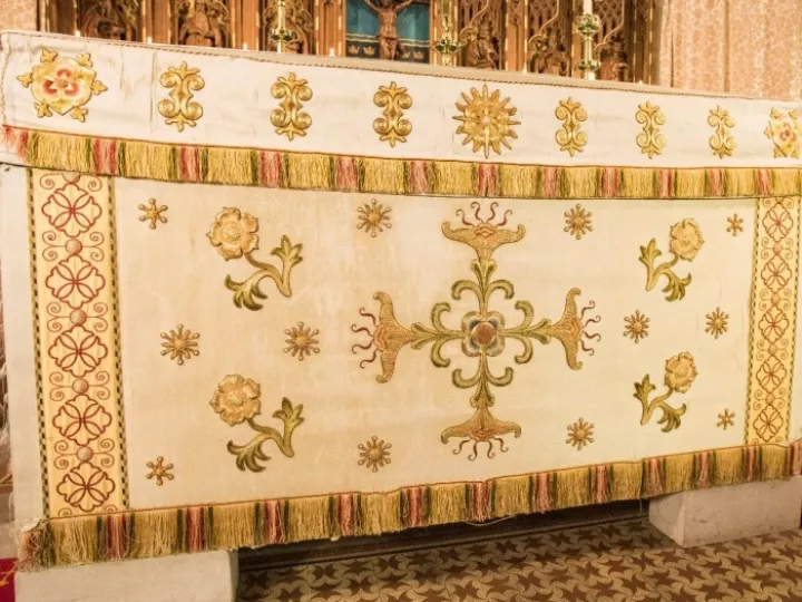 Altar Frontal 02