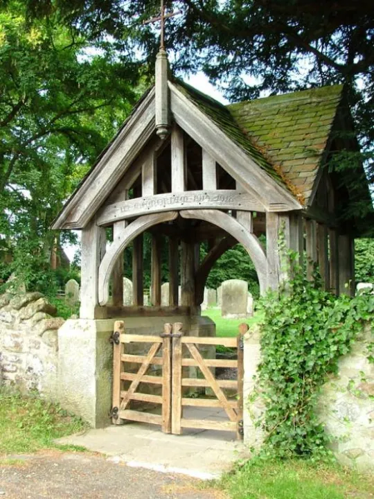 Lych-gate-Ingram-church