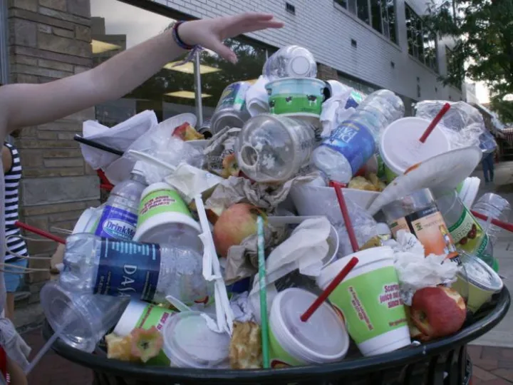 1508921362_5d26b25d93_b