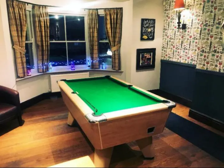 New G & D pool table