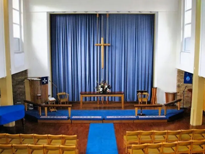 St Andrews Interior 01