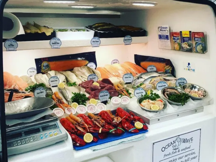 Ocean Wave image (interior)