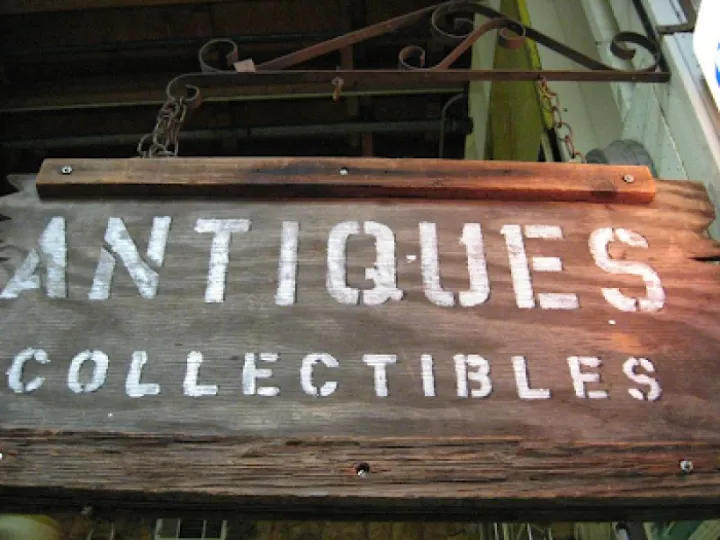 Antiques & Collectibles