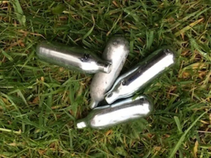 nitrous-oxide-canisters-on-sale-west_new