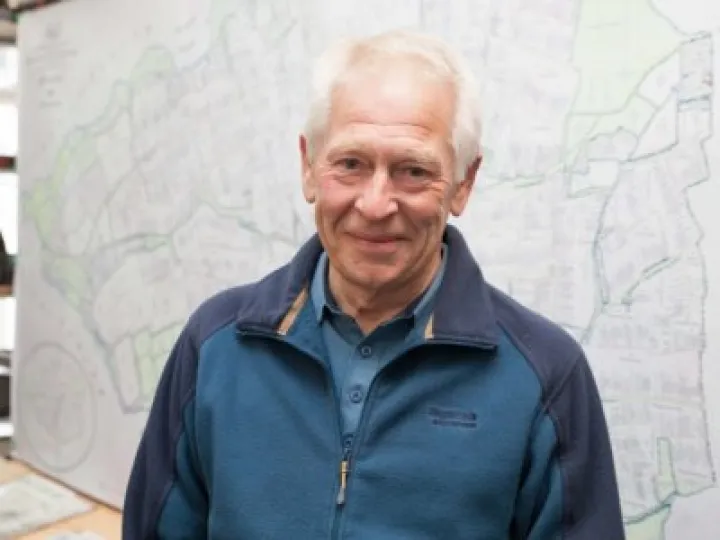 Alan Rose with 1820 Map