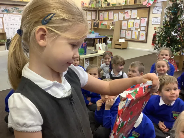 792E72B5-3C57-4E8B-87B2-B7A00996607D