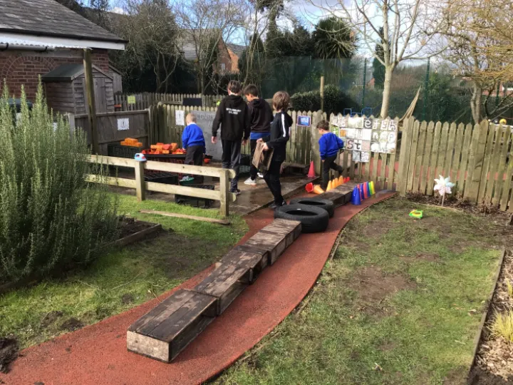 E79A3251-E2E0-4CF4-AC86-352393B1B941