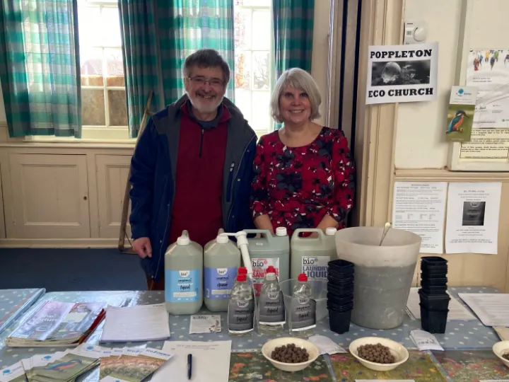 Lynda & John Eco stall