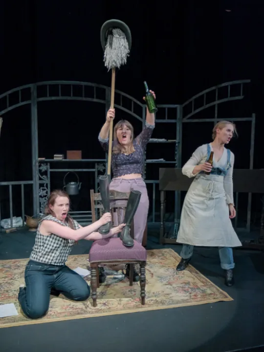 Bronte Sisters B16ec6c927ae4a30a9ecb266871bf02e