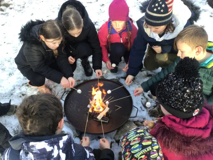 6DF4E9C6-A876-4970-BE0B-3F232371B6A5