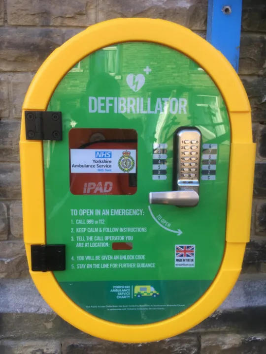 Defibrillator