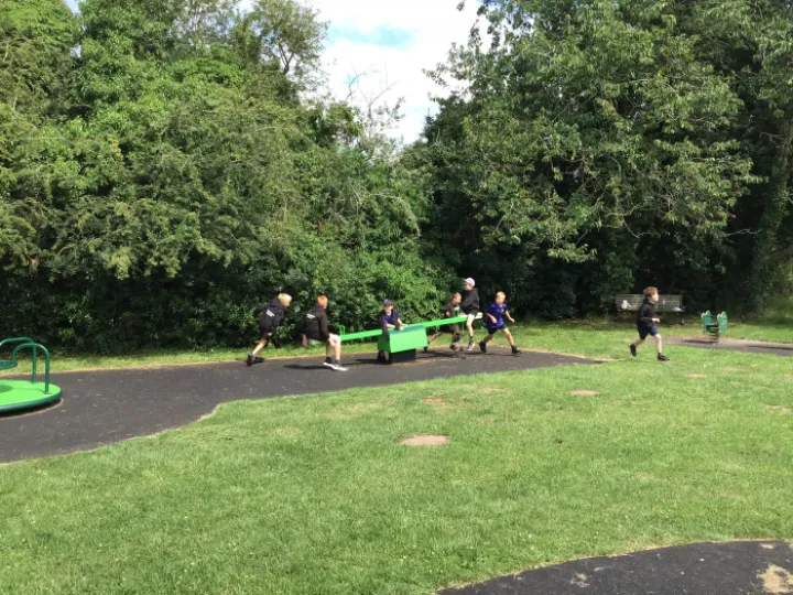 7D3A64D0-0032-405F-809B-561A2F9C452A