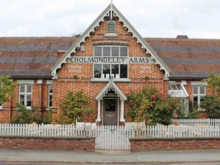 the-cholmondeley-arm-s1180x560