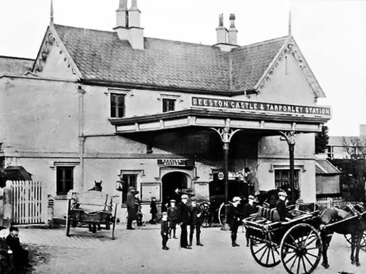 beestonandtarpearly-20th-M497369