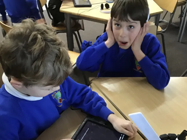 D2e69a79-1296-49d9-9746-Cb1423