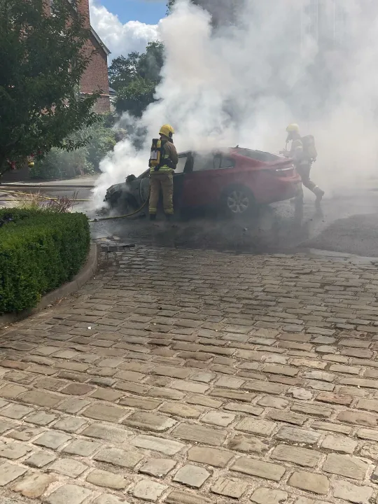 D9501eef-5421-4b31-A398-94fc182dfc65