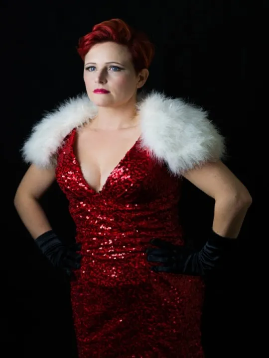 Gloria Sunset – Vintage Singer