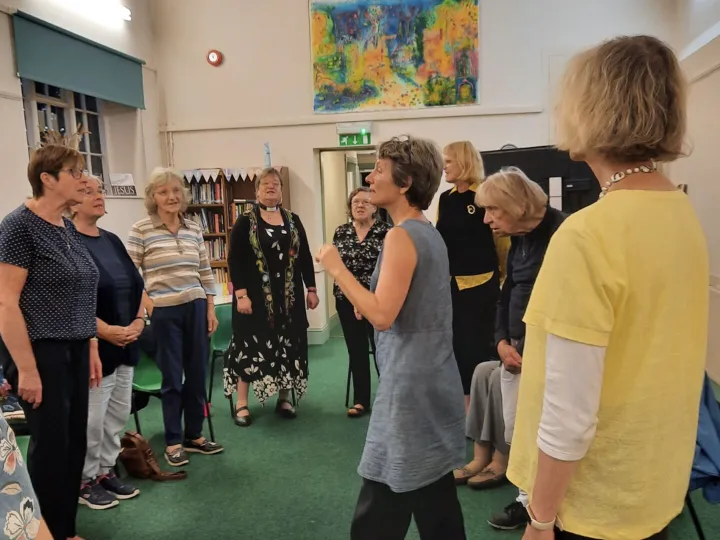 St Andrews Women's Grp – Singing