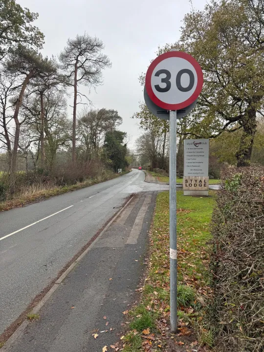 30mph Station Rd