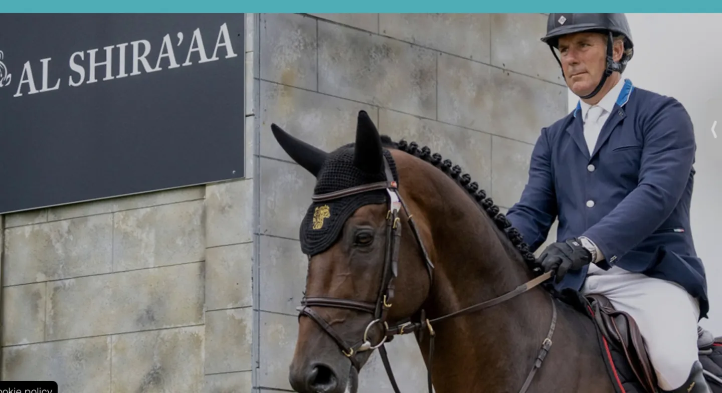 4DA52125-C0CF-4DA4-B60D-0DC1274B4B8E