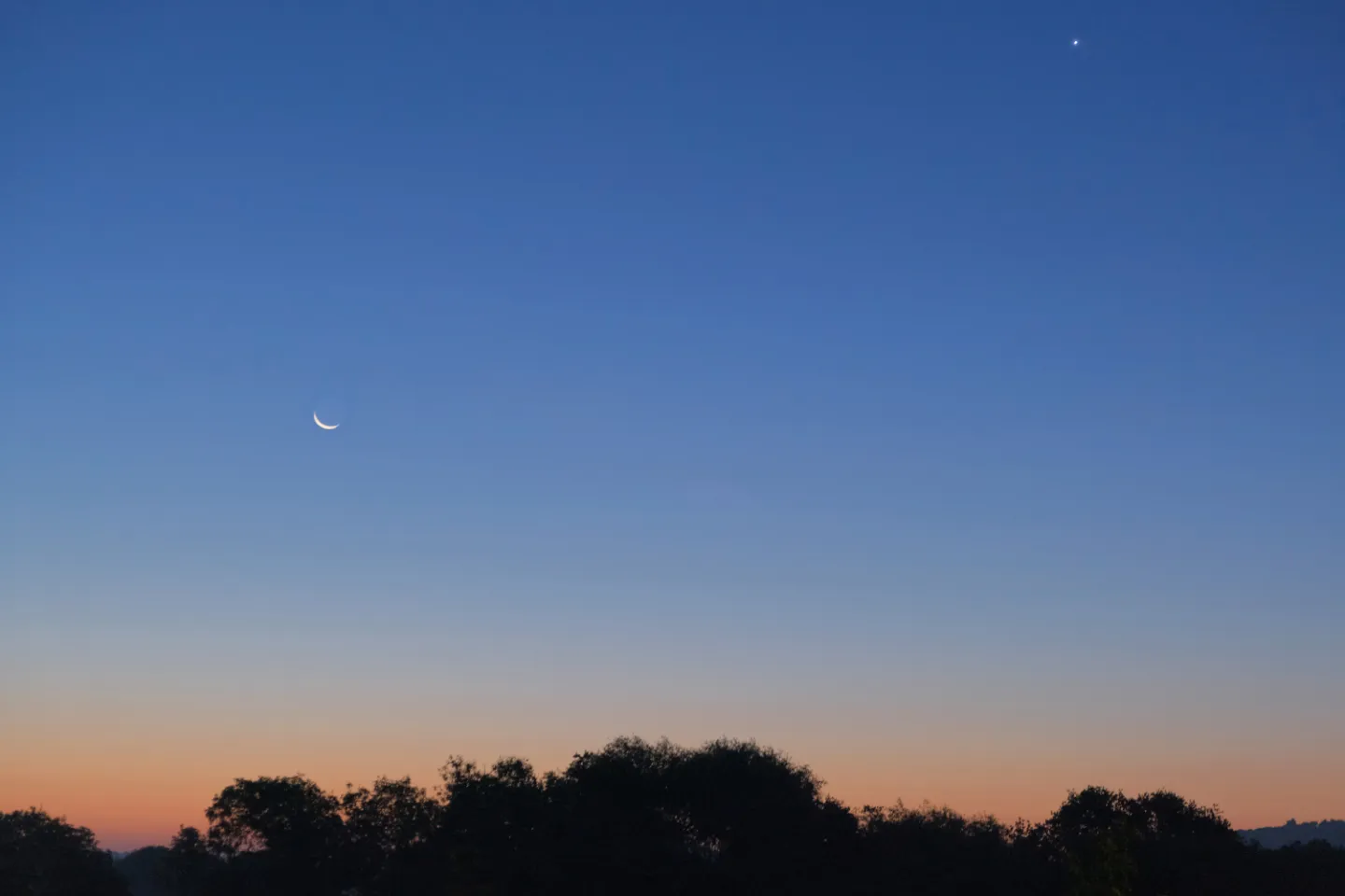 rr-Moon and Venus-F3915