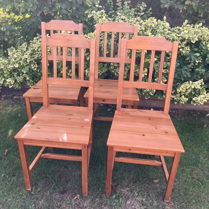 4 matching wooden chairs &ndash; Items free to a good home!