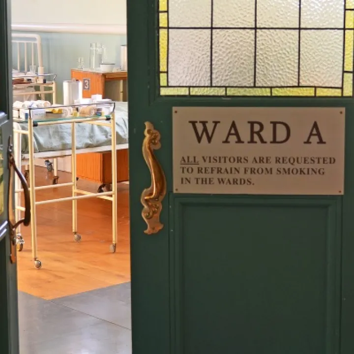 Ward A Entrance Cropped DSC_7253