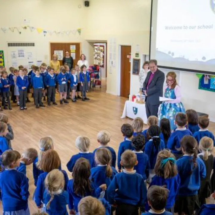 Bishop Steven at Haddenham St Marys School 02
