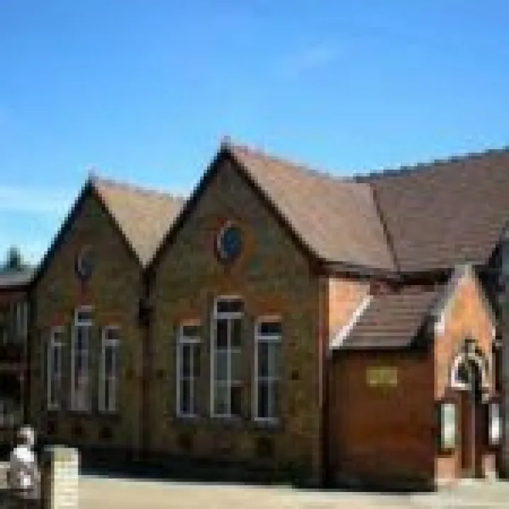 Peninsula, Strood