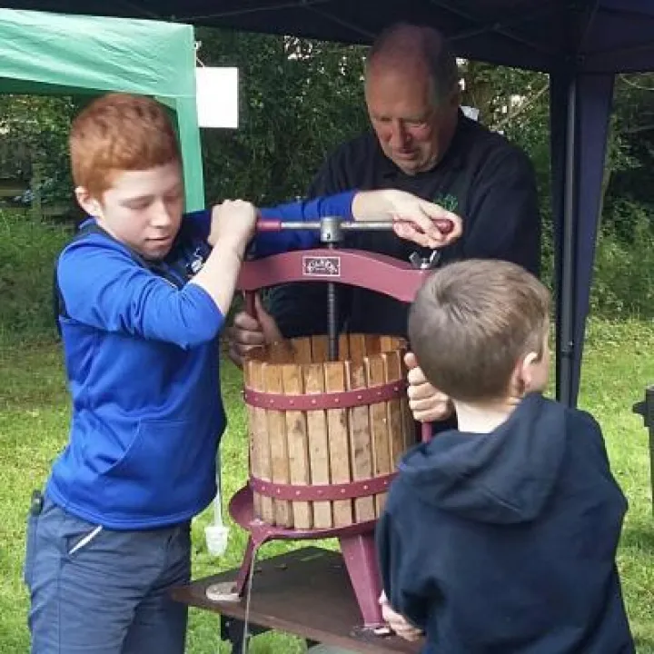 WTAP Oct 2019 One Apple Pressing Operation 20191005_132755-1_resized[79640]