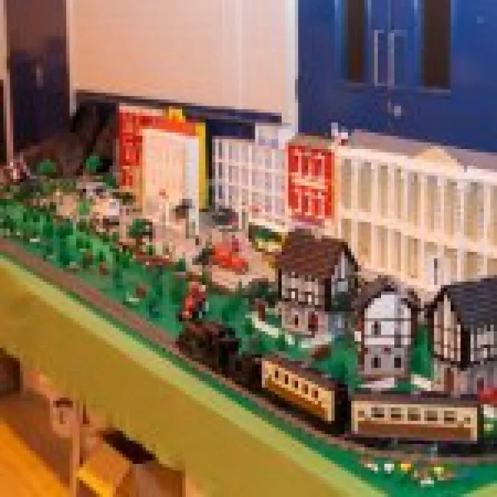Dolls House Exhibition 07