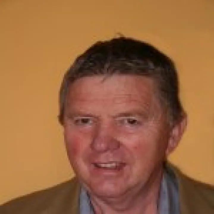 BOB BENNION